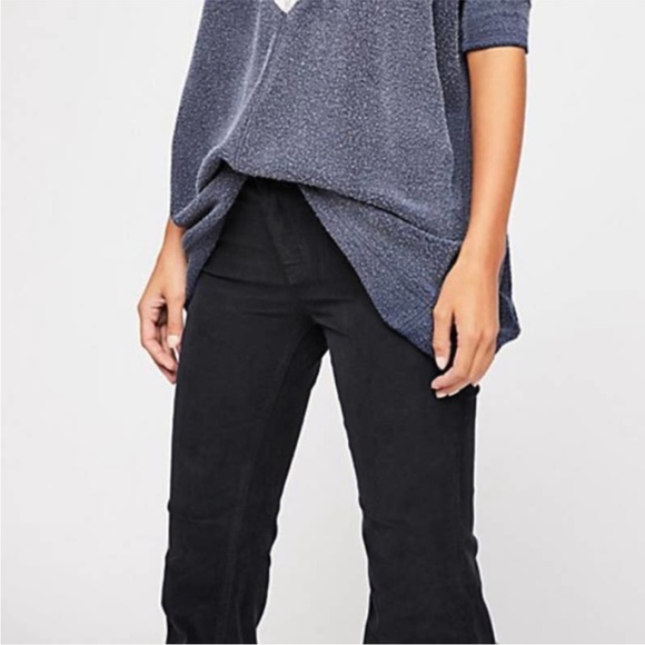 We The Free Black Flare Leg High Rise Raw Hem Corduroy Jeans Free People Size 29 - Picture 4 of 16